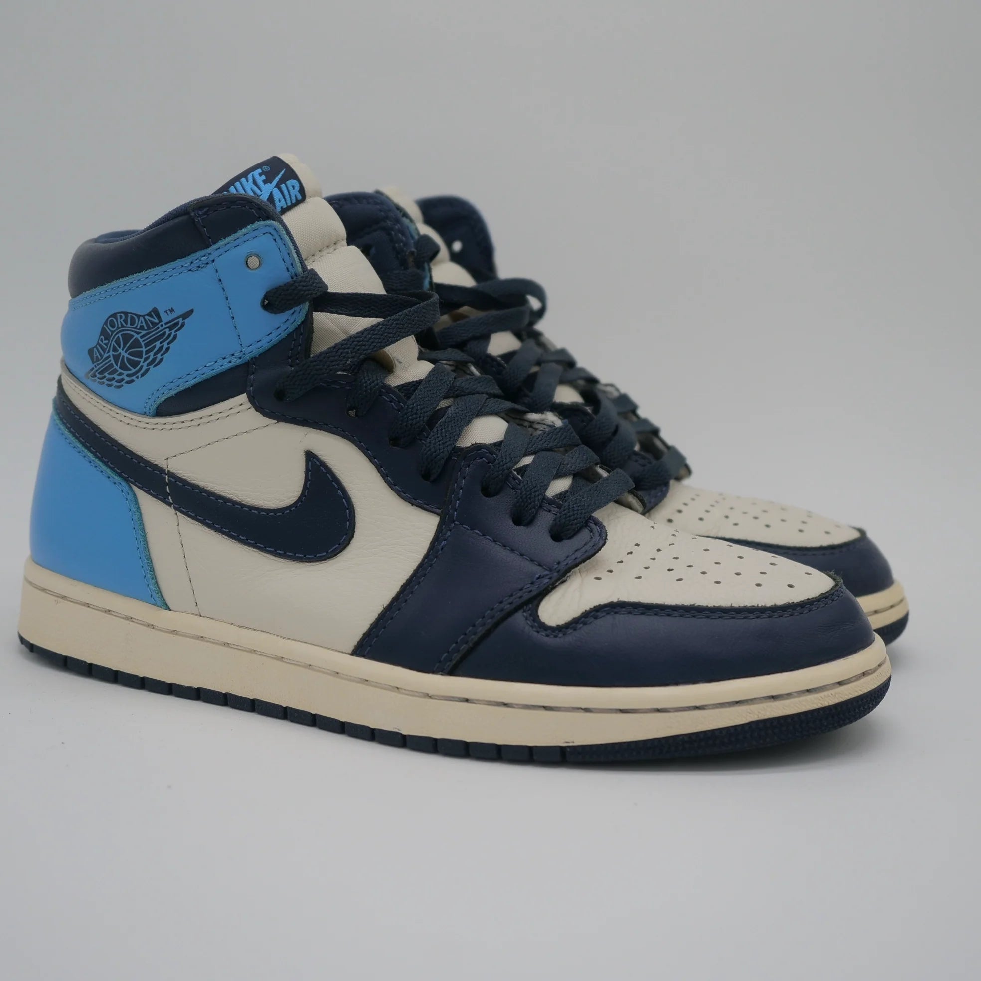 Nike Air Jordan 1 Retro High Obsidian UNC - EU 42 1/2