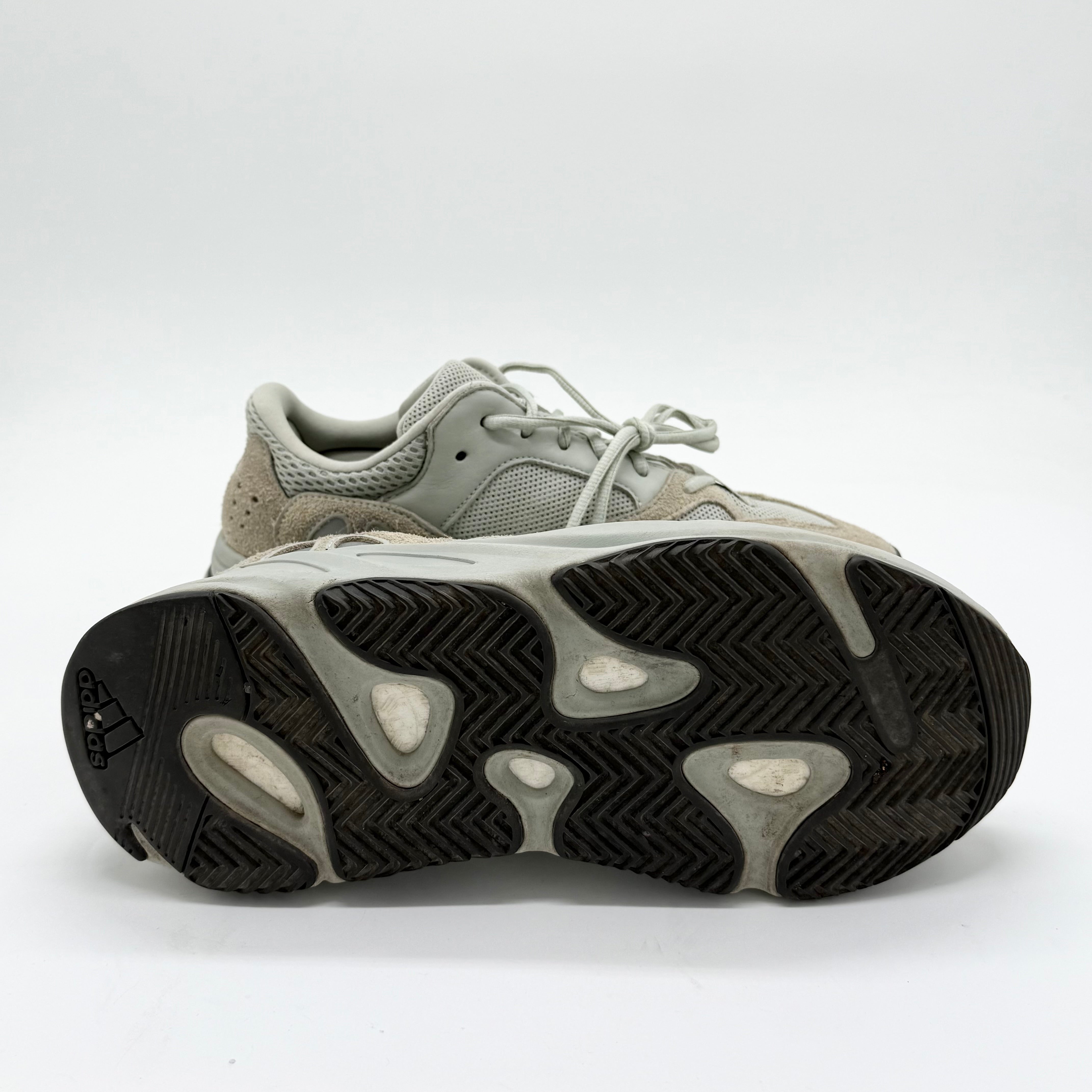 Adidas Yeezy Boost 700 Salt EU 44