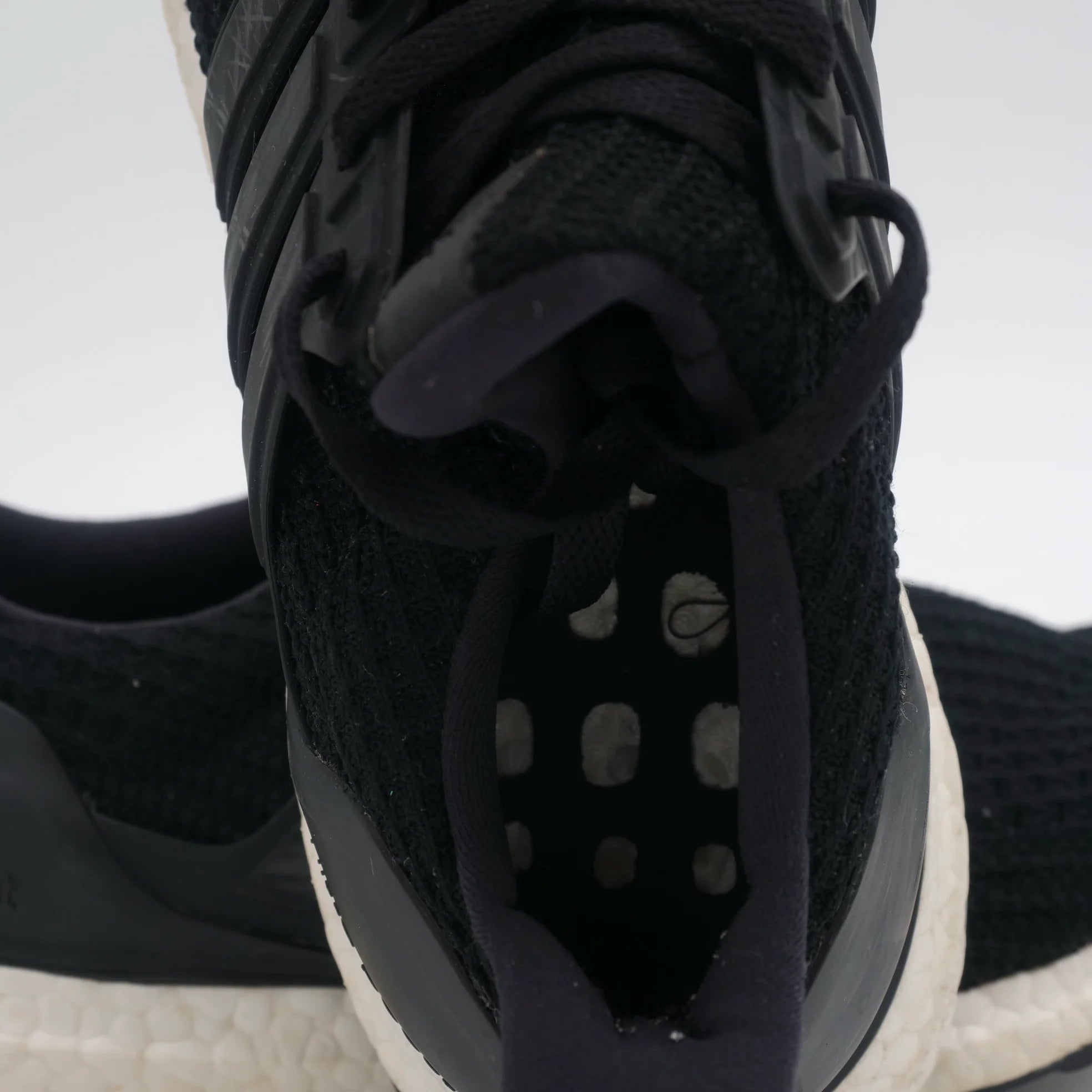 Adidas Ultra Boost 4.0 Black and White - EU 38 2/3